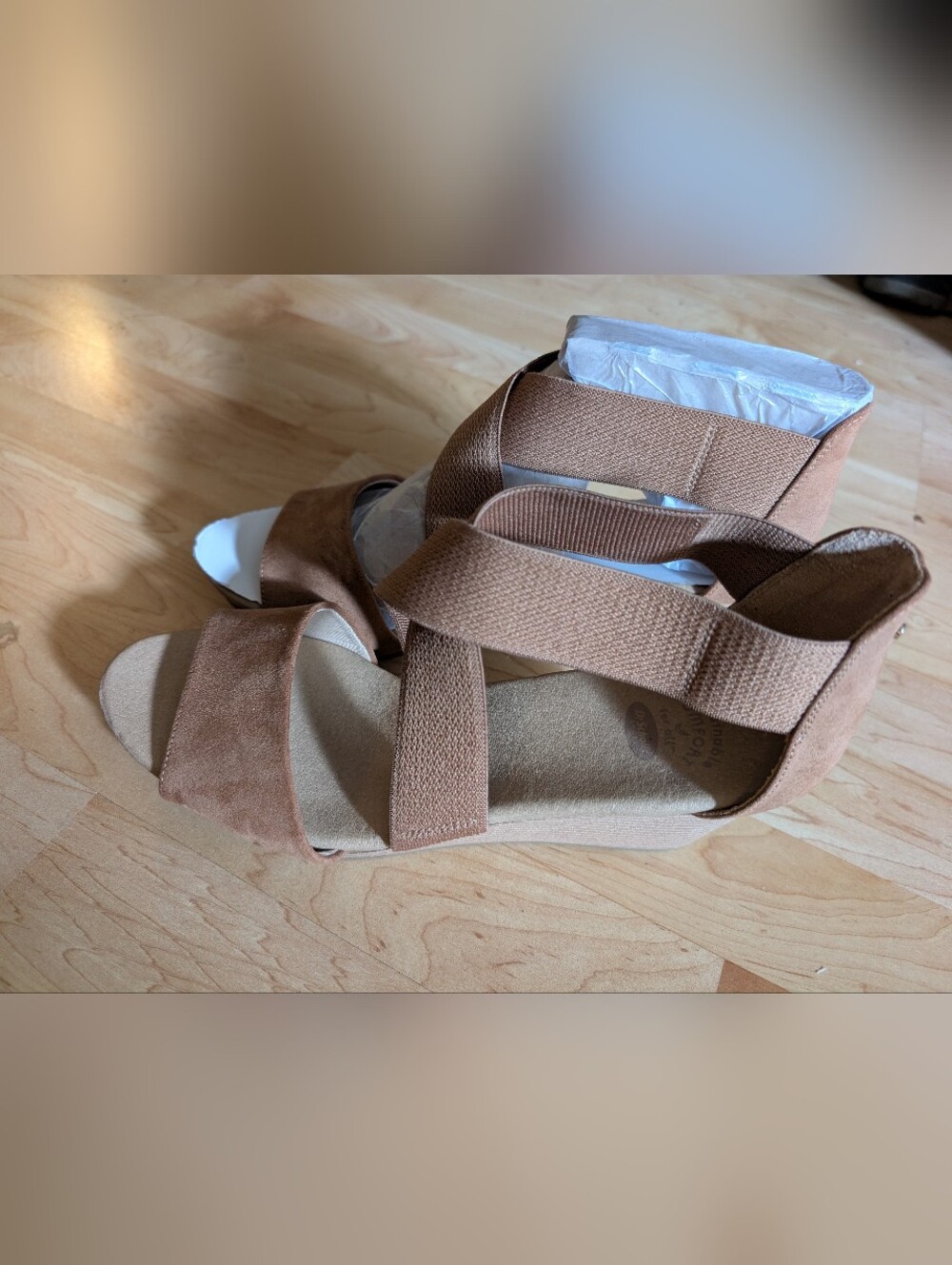 NWT Dr. Scholl's Womens Barton Band Tan Wedge Sandals - Picture 2 of 5